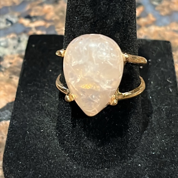 Set of 2 Gold and stone rings size 8 - Picture 3 of 6